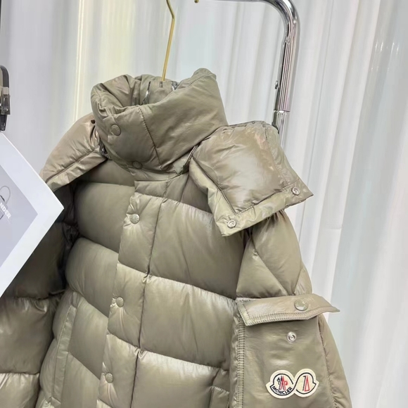 Moncler down jacket - Picture 1 of 7